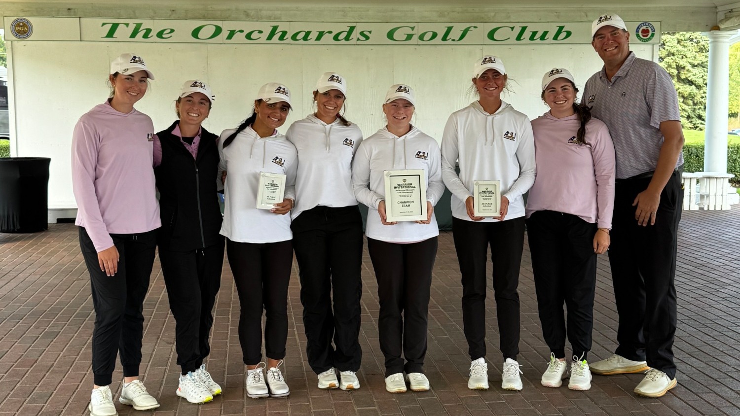 Team pic WGOLF 2026 Wayne State team champion