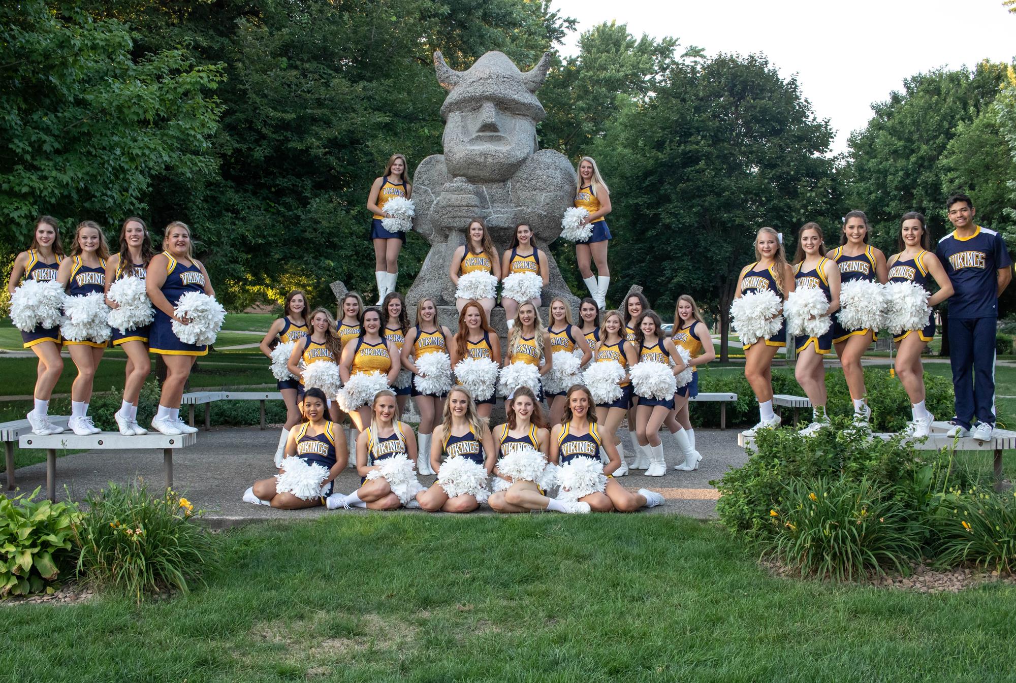 18-19 Spirit Squad Team Photo