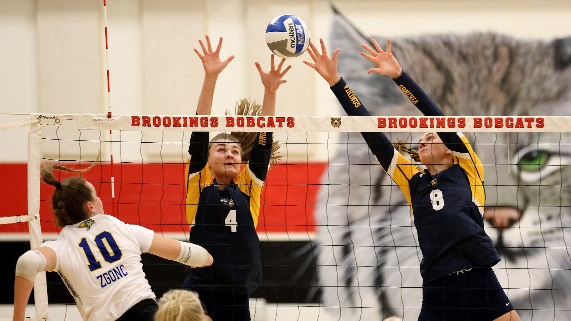 Augustana Volleyball Closes Denton Volleyfest Augustana University