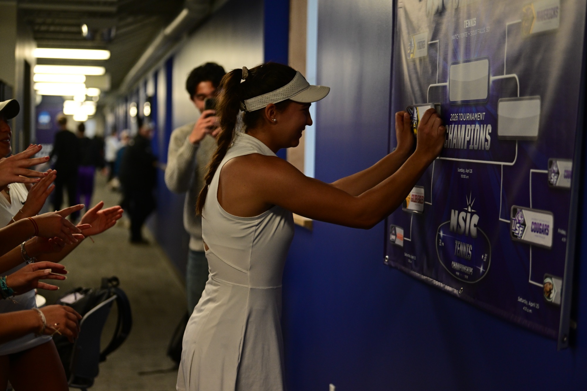 Tennis Cover_Maria_Fiacan