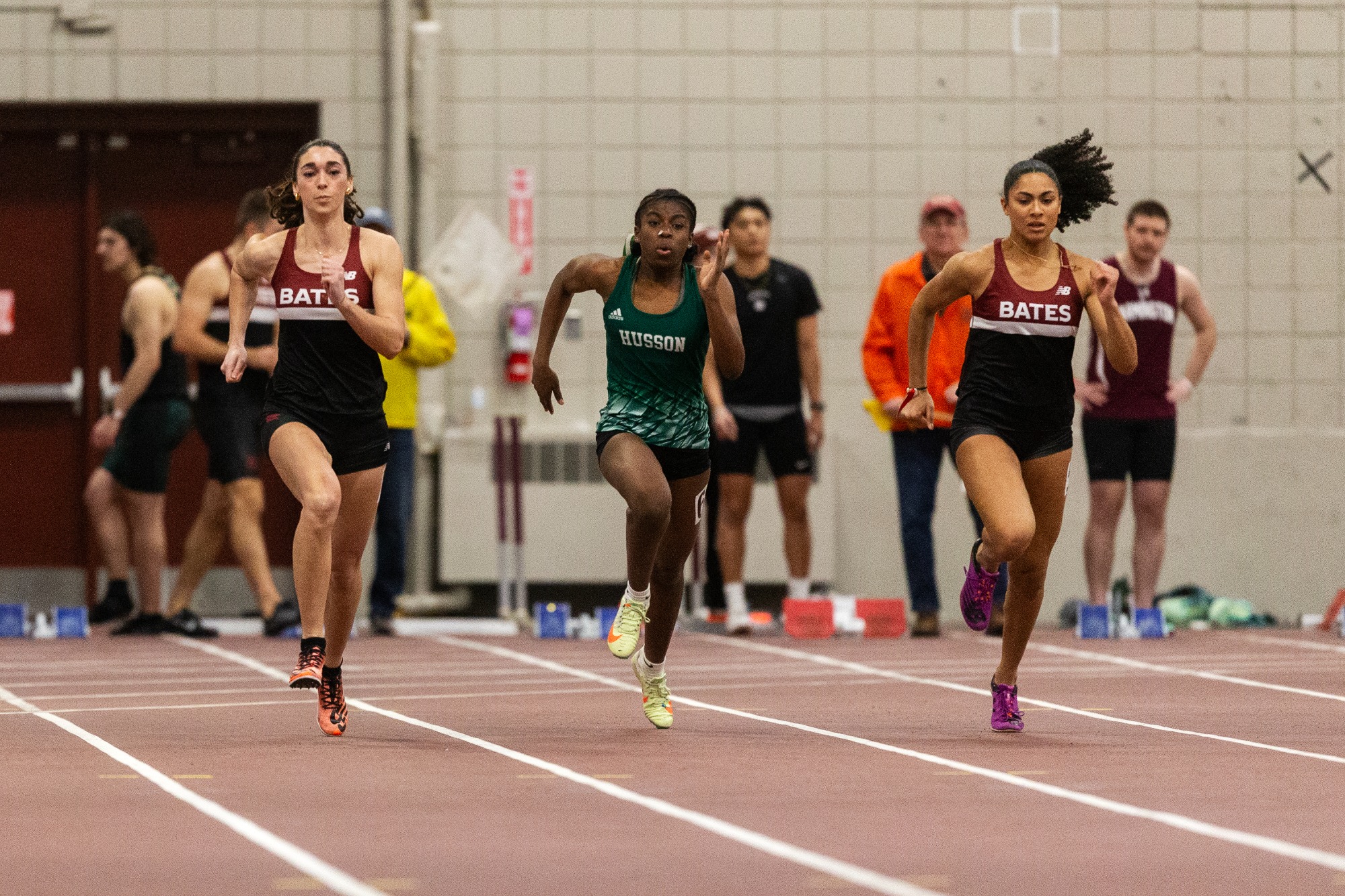Women's track and field competes at Valentine Invitational Bates College