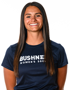 Coach Halle Meadows