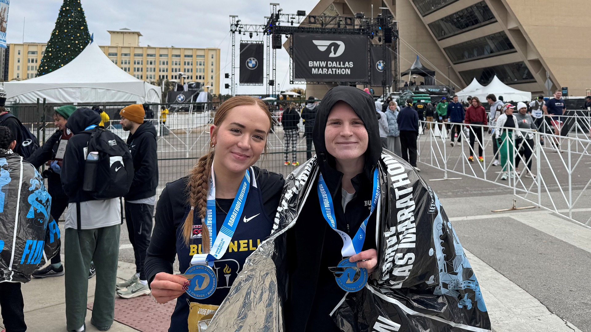 Sidney Lane, Cadence Smith - Dallas Marathon 2025