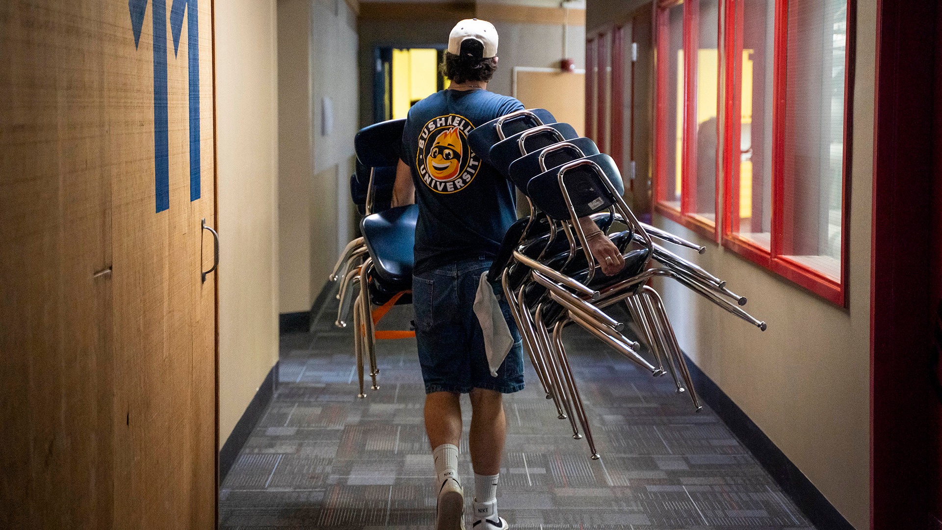 Beacons Serve at Project Hope