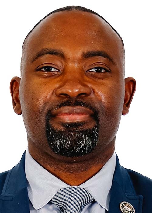 Coach Anthony Fobb