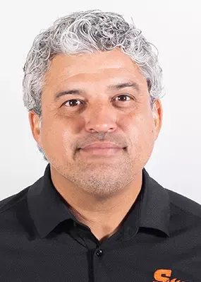 Oscar Mendoza 