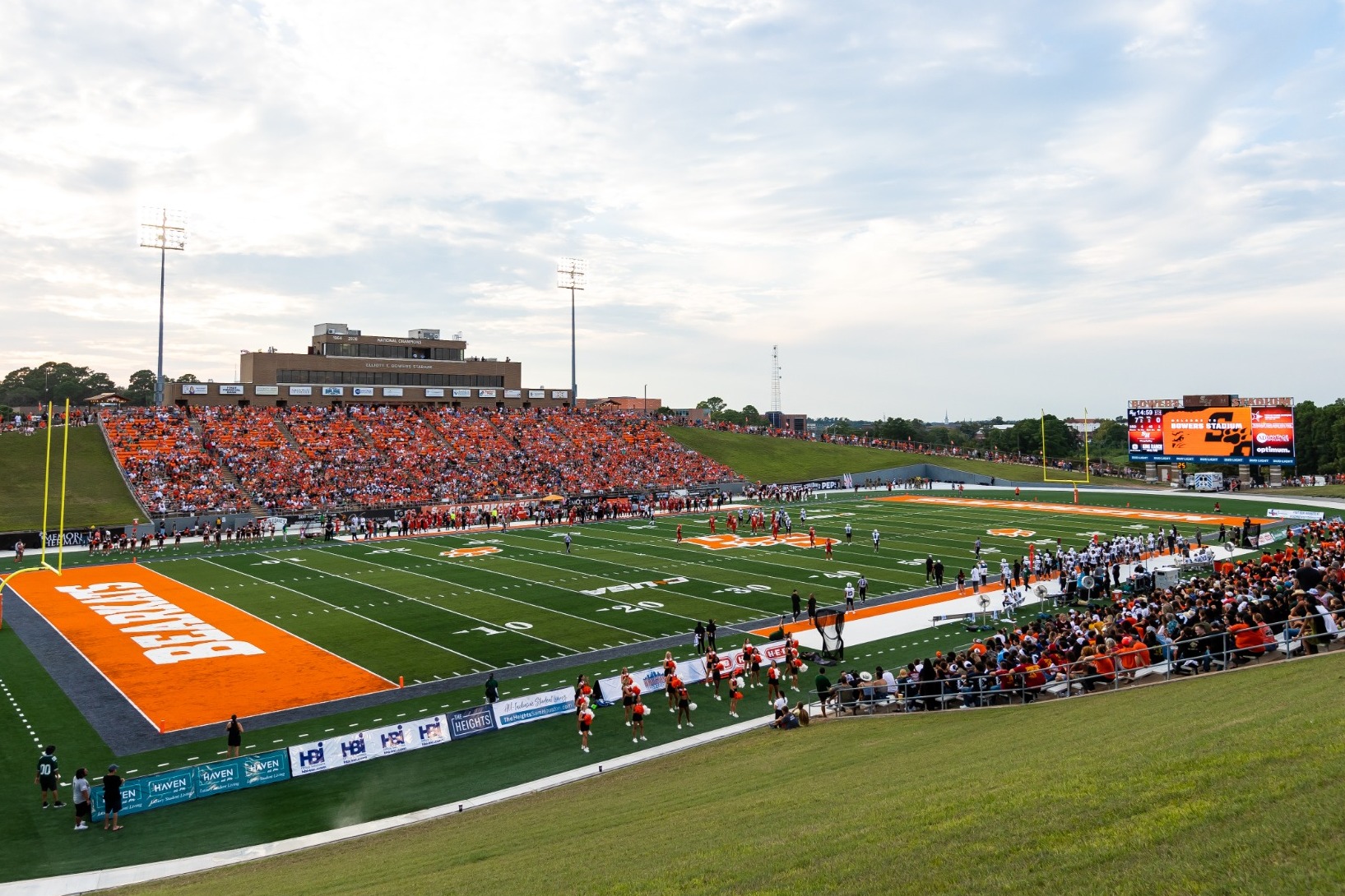 Bowers Stadium vs Hawaii 2024
