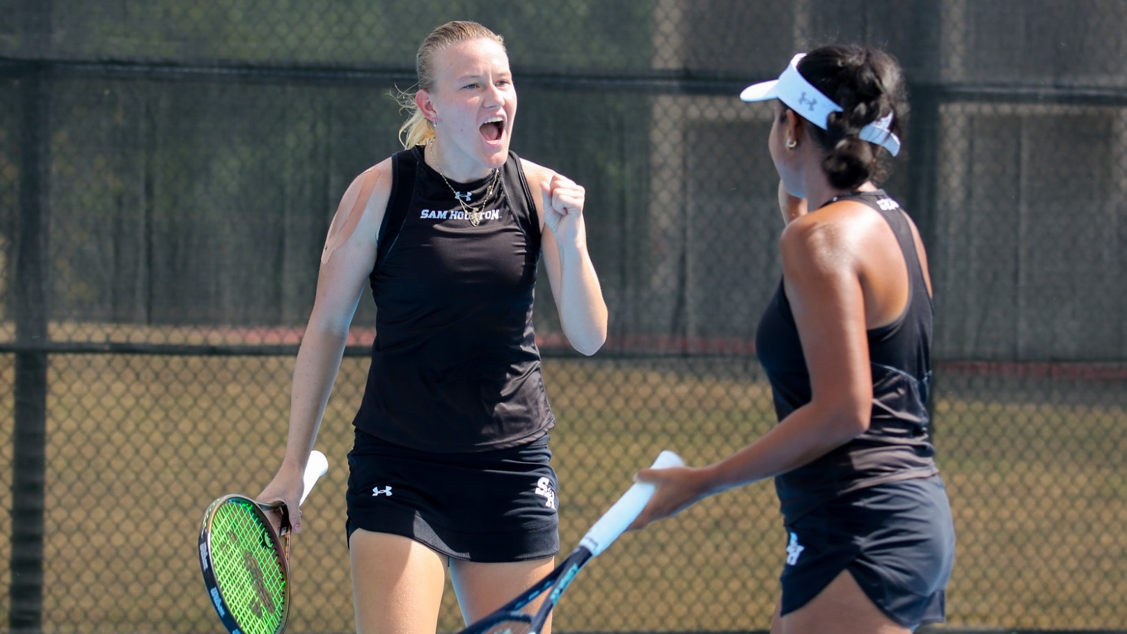 Women's Tennis celebrate Bearkat Invite 2025