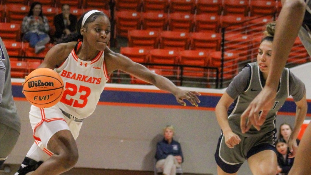 Bryana Block vs North American