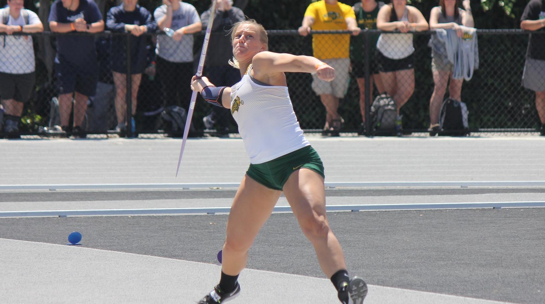 Kari Wolfe 2022 Women's Track and Field NDSU