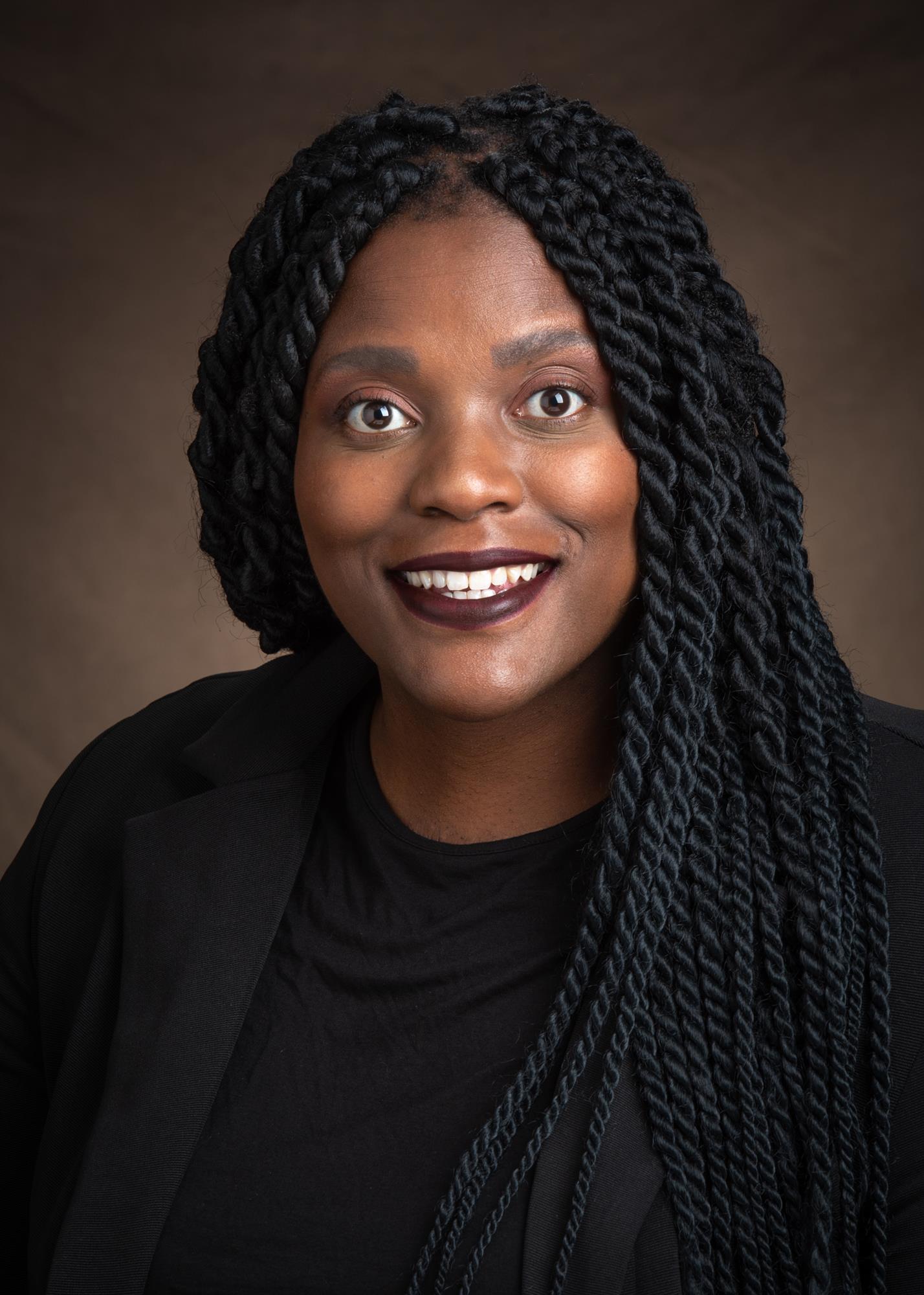 2021 Sandra Abston Headshot 