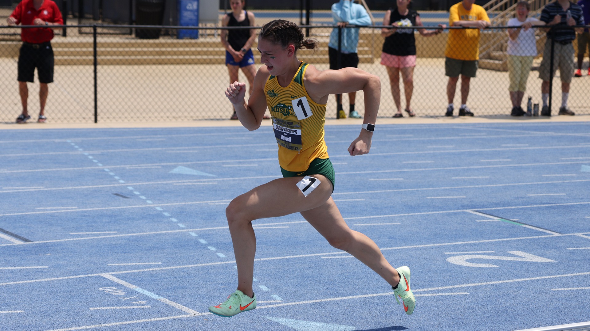Claire Howell 2023 Women's Track and Field NDSU