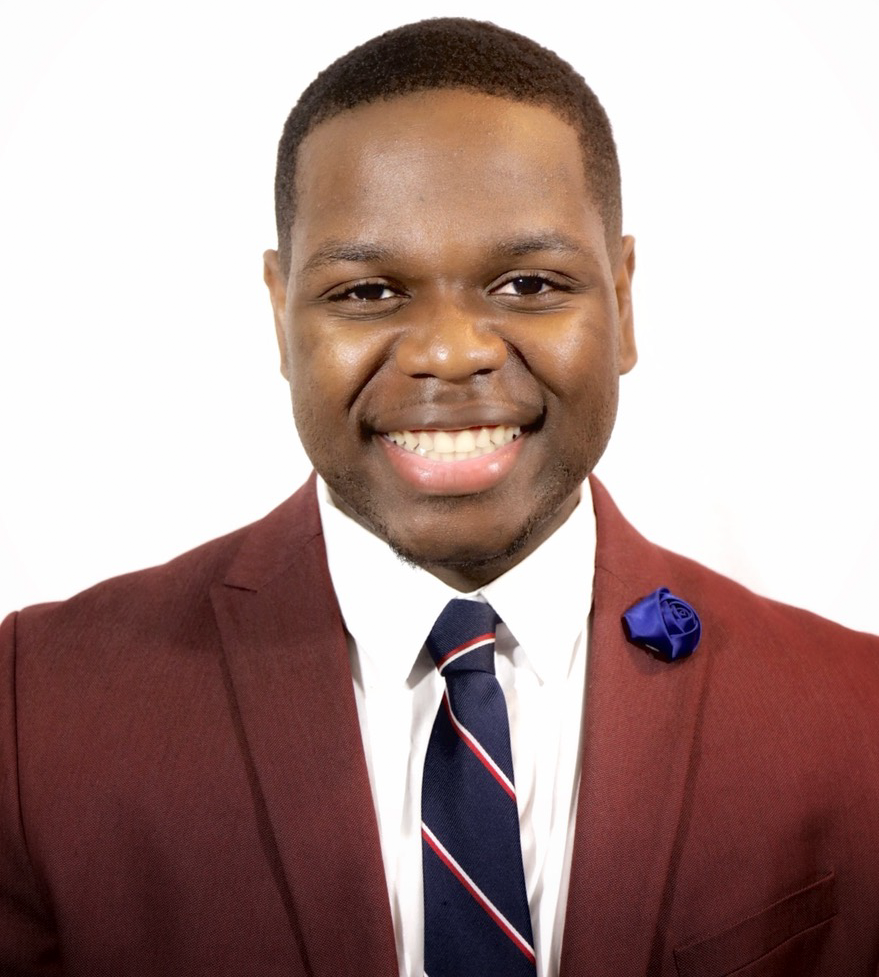 Caleb Thomas Headshot 