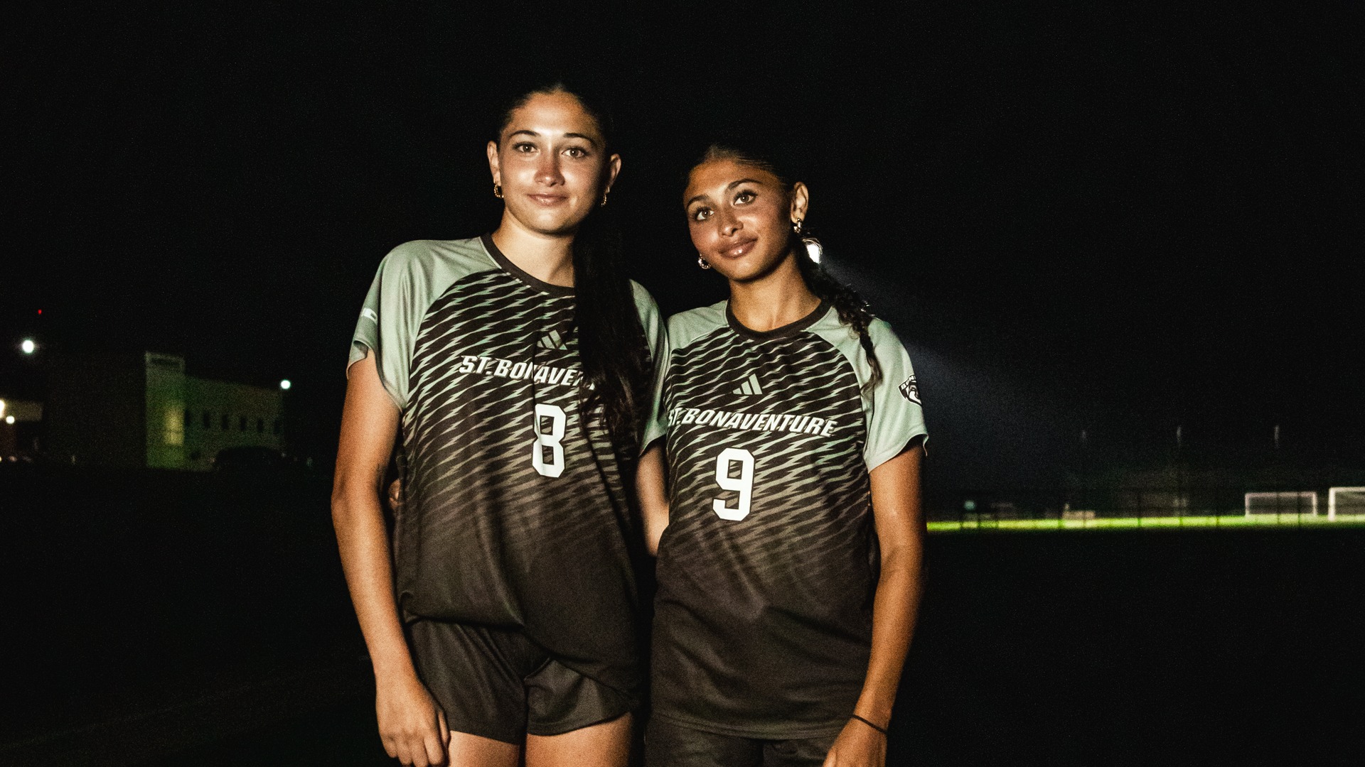 Mika and Maya Marolly 2024