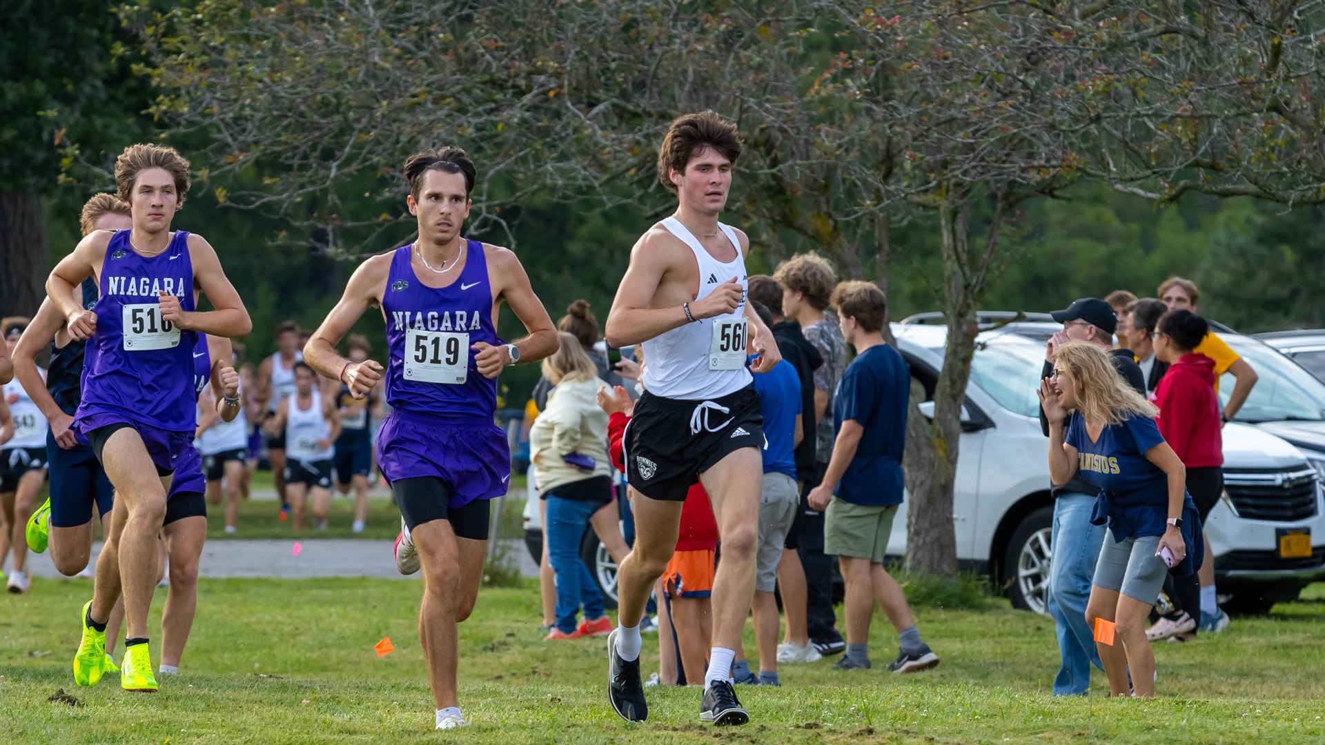 Scattergood Dominates Yellowjacket Men's Cross Country Invitational