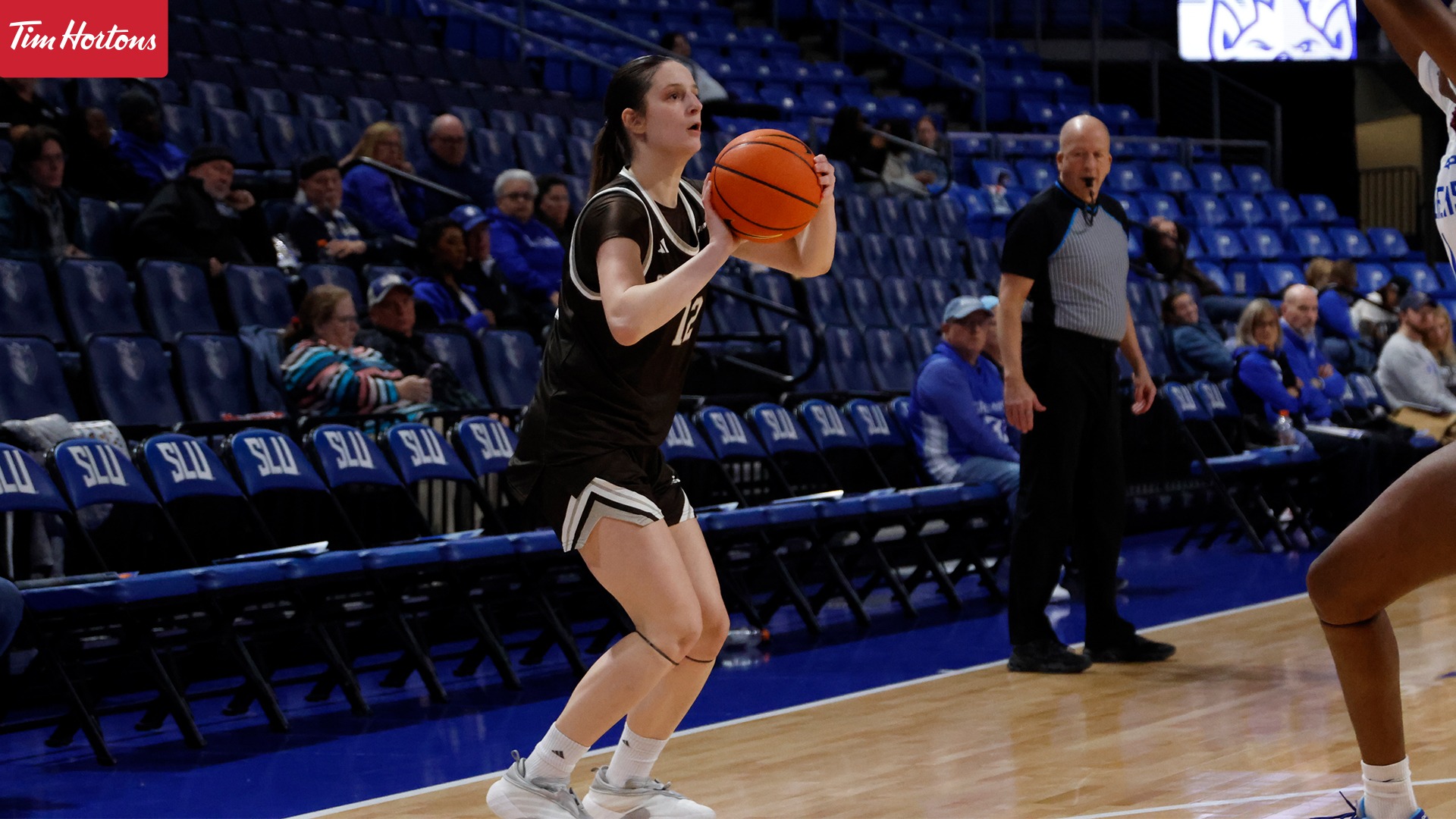 Ivona Djikanovic shooting