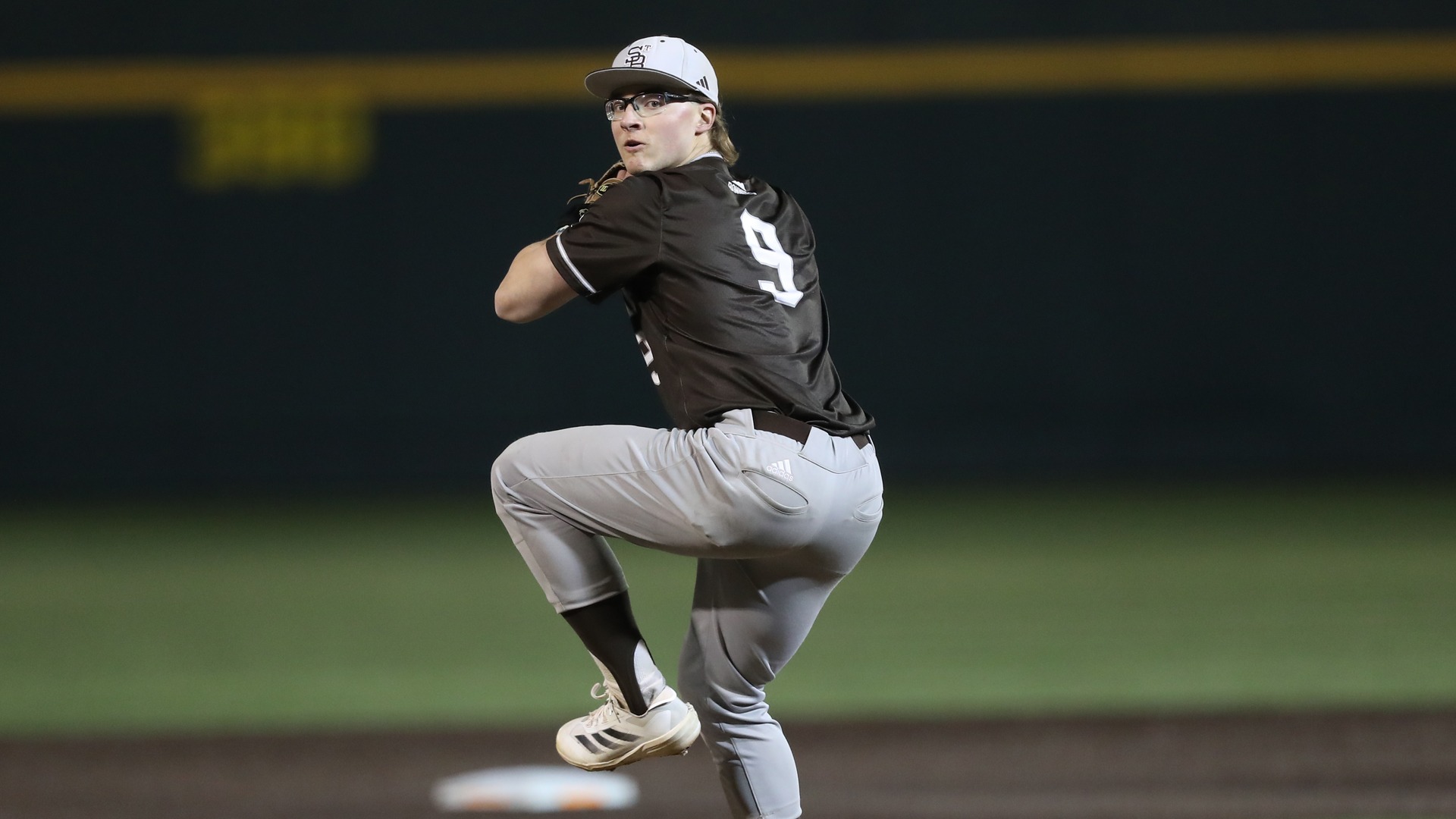 James Capellupo pitching