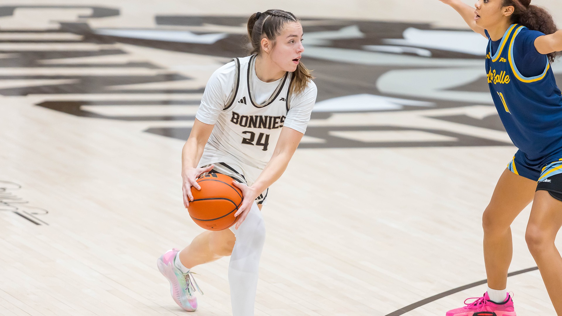 Laycee Drake with the ball