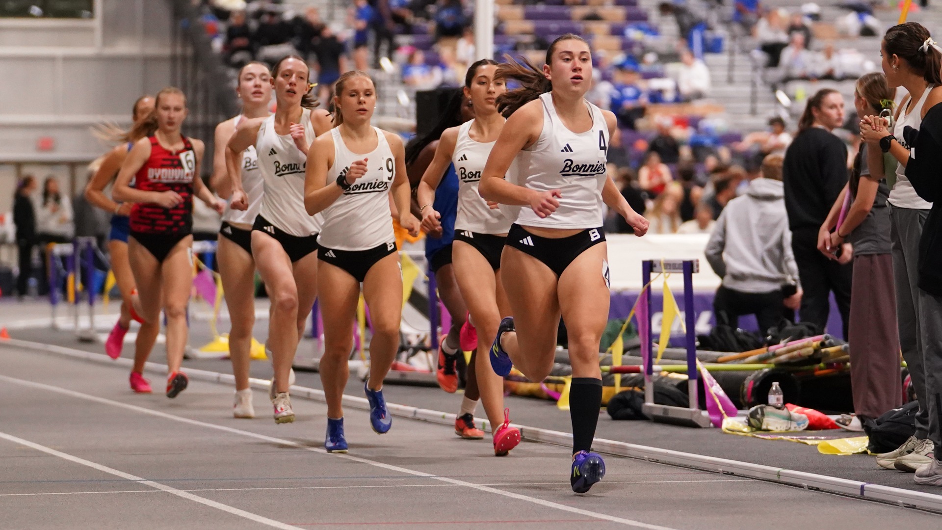 Sydney March leading the Bonnies pack