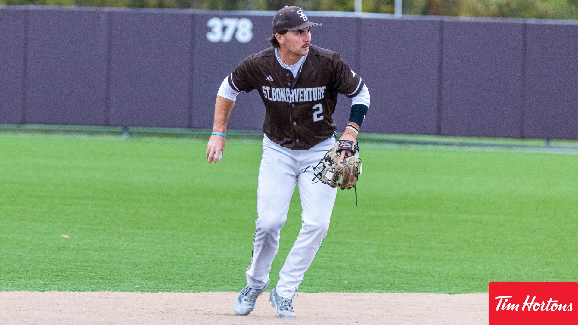 Chris Hoalcraft fielding