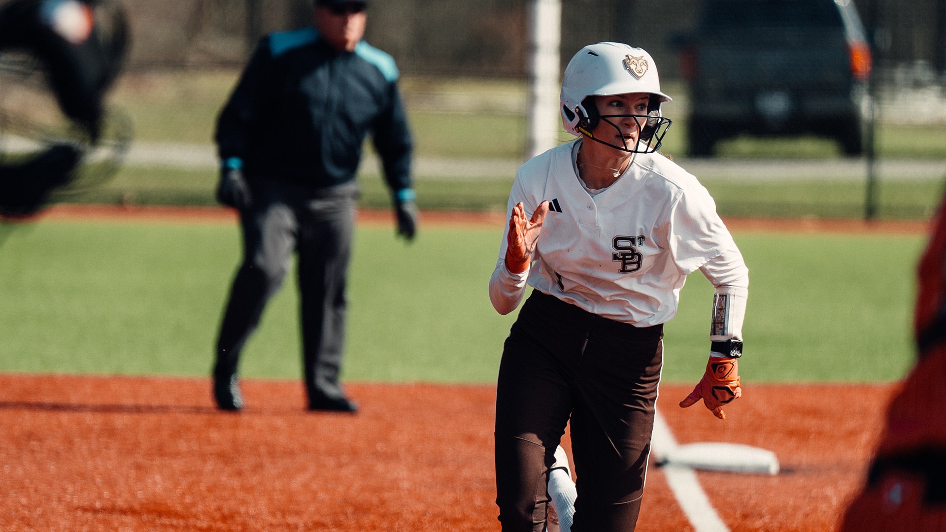 Sydney DeGram running