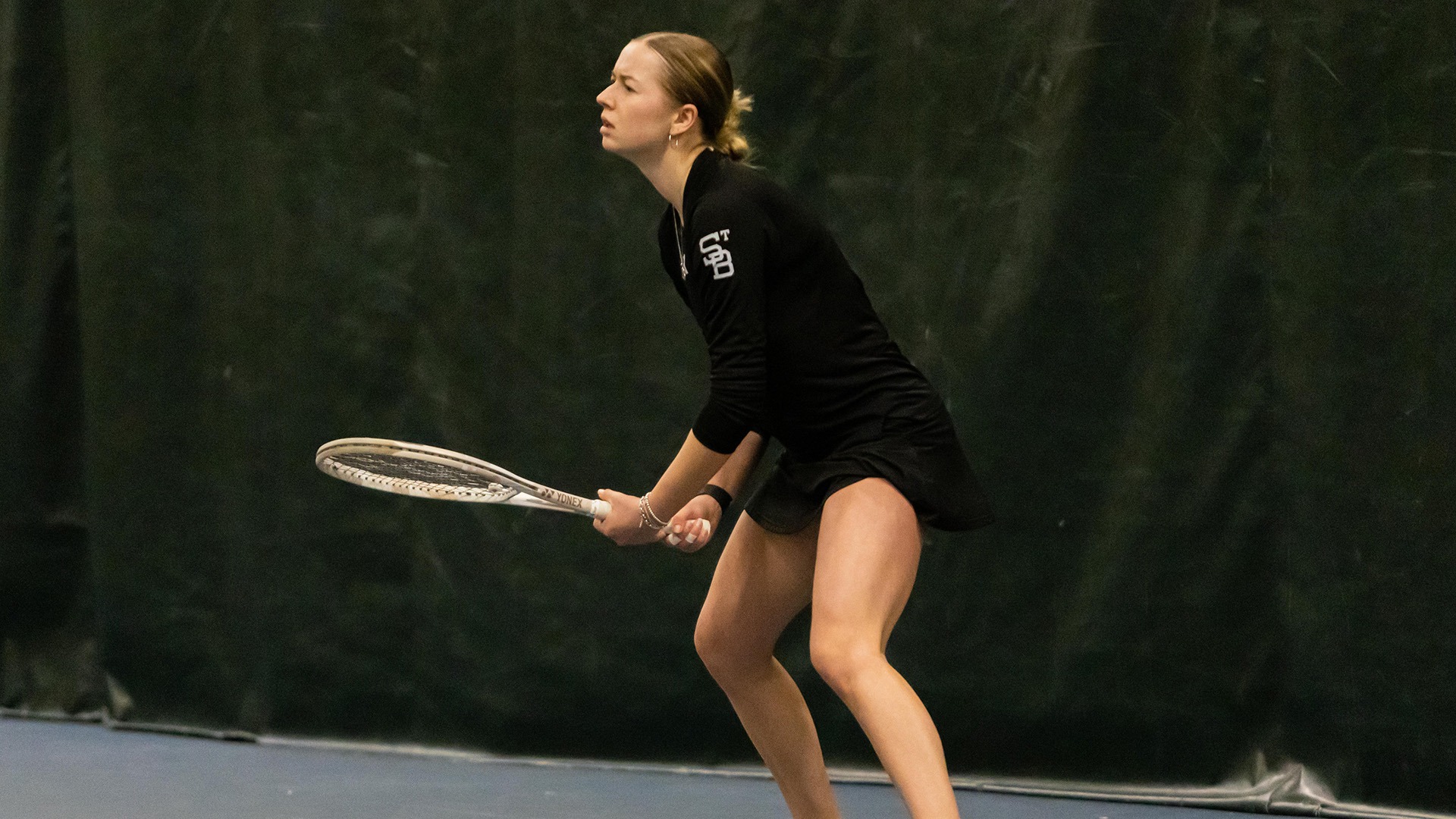 Tamara Bachmann returning serve