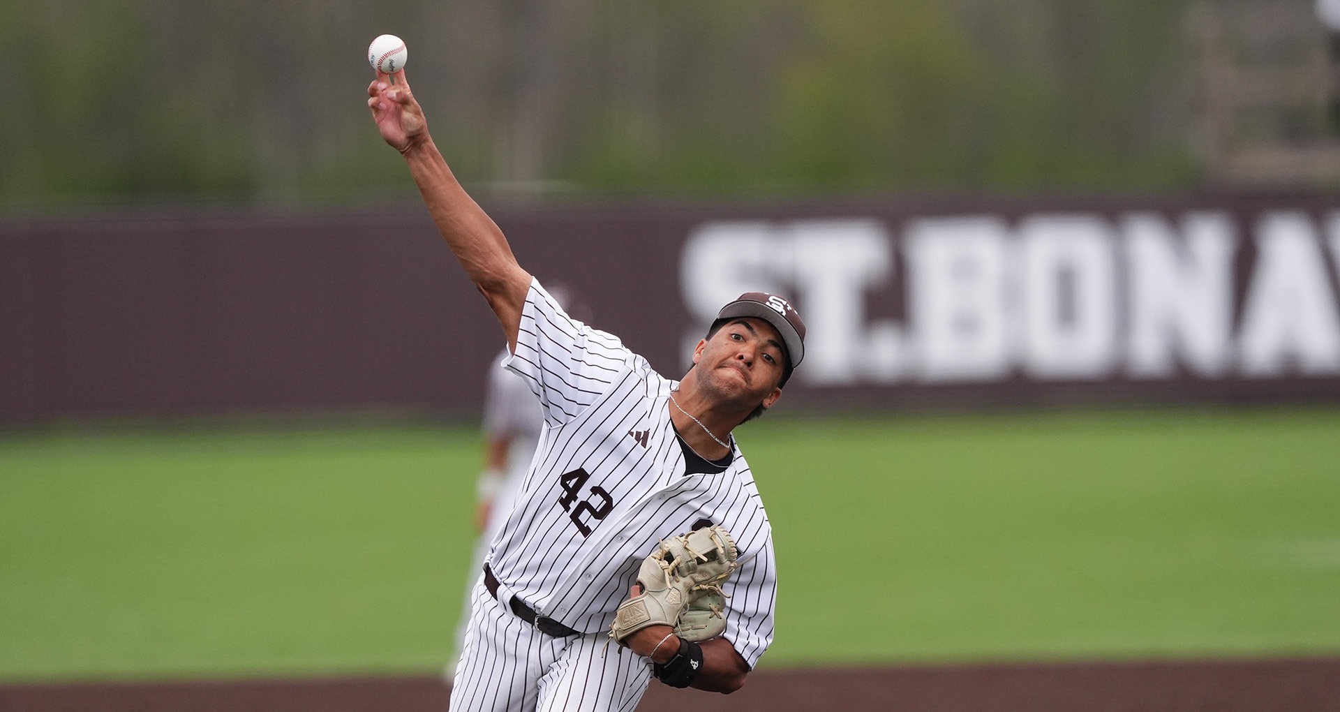Jack Kelly pitching vs. Niagara
