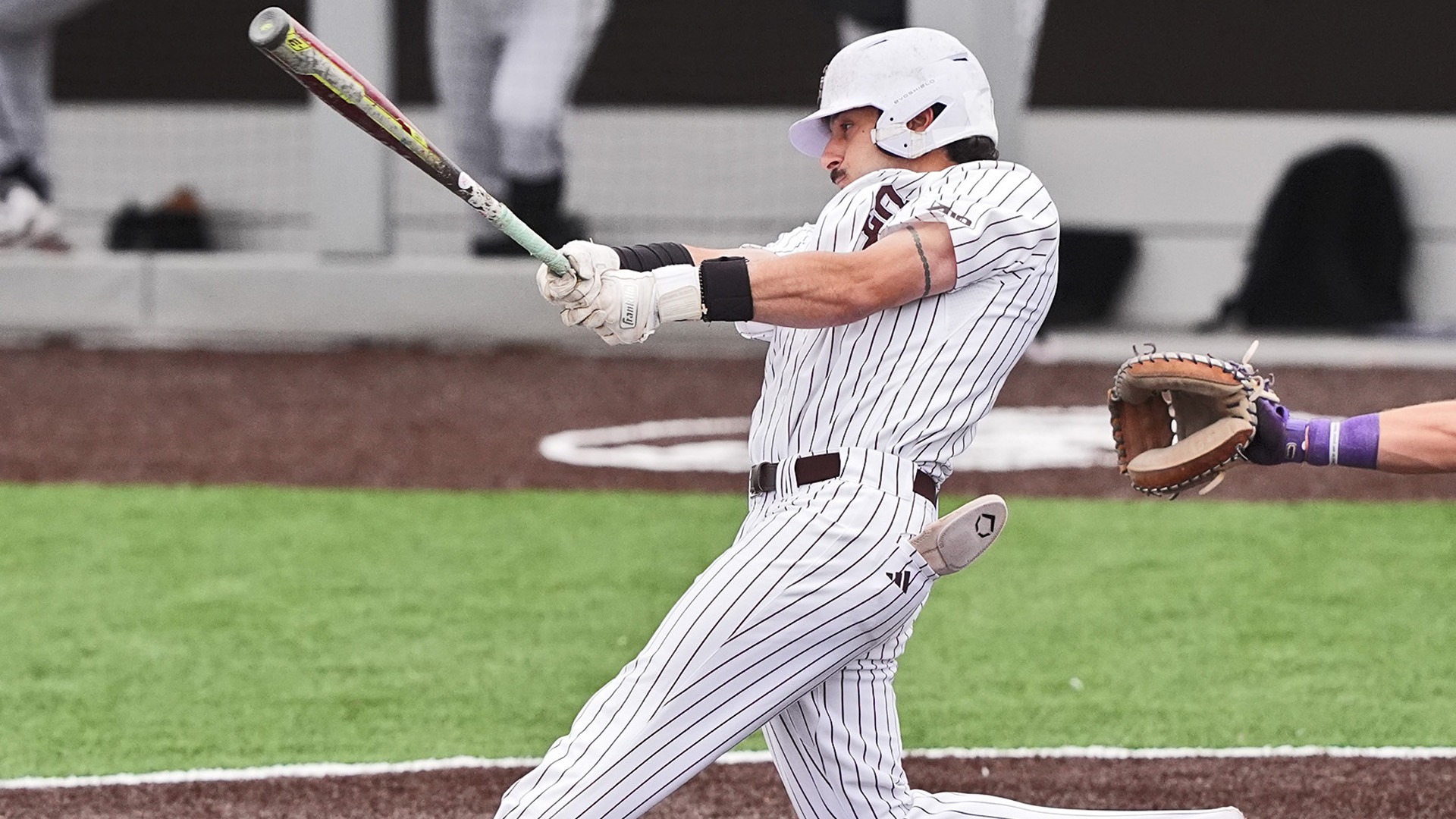 Joey Calabretti swinging