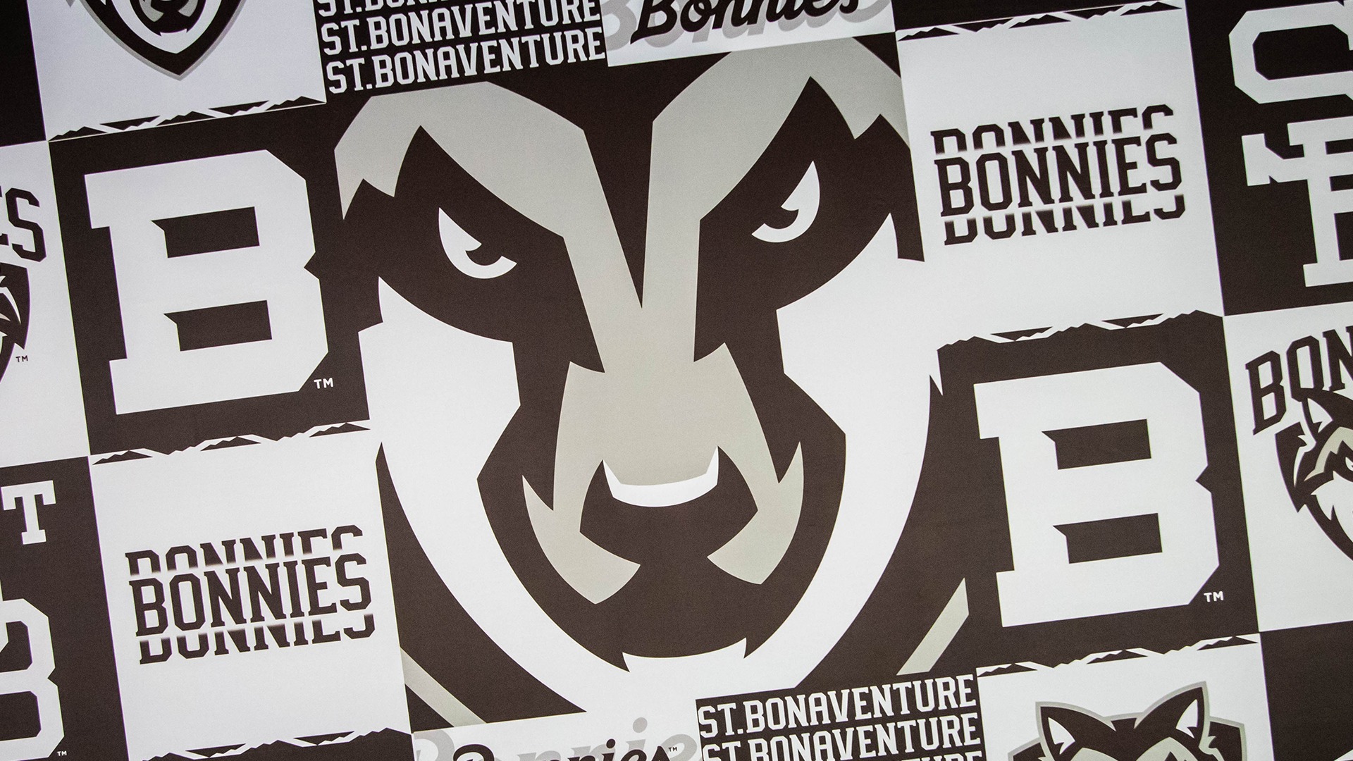 Bonnies logo backdrop