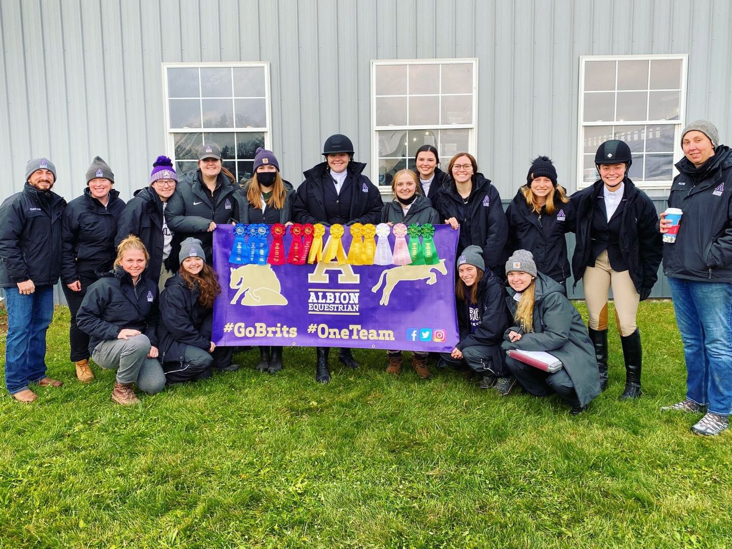 Hunt seat takes third, fourth at Michigan State Albion College