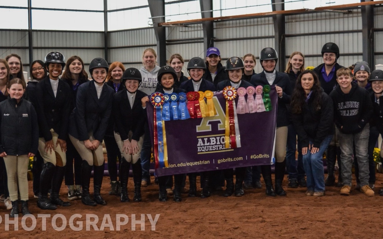 Hunt seat ties for first at home show Albion College
