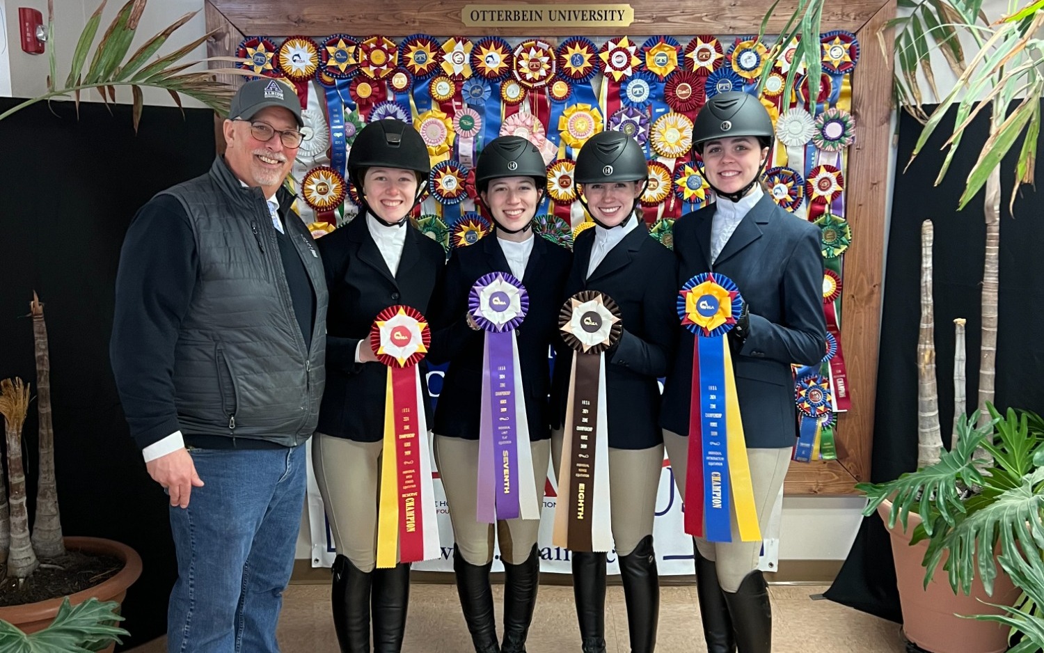 Hunt seat sends two to Nationals Albion College