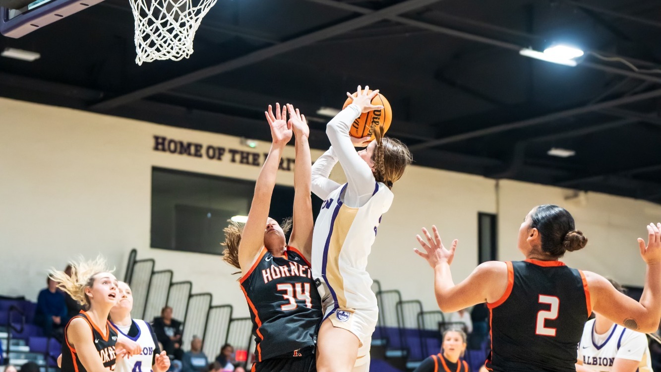 Meghan Trewhella layup