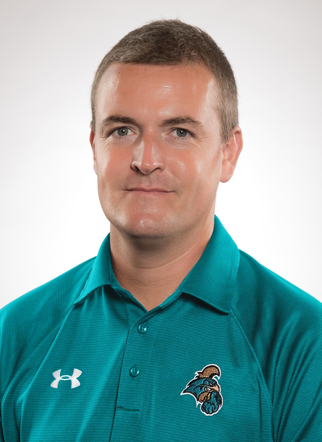 Oliver Swanson 2020 headshot
