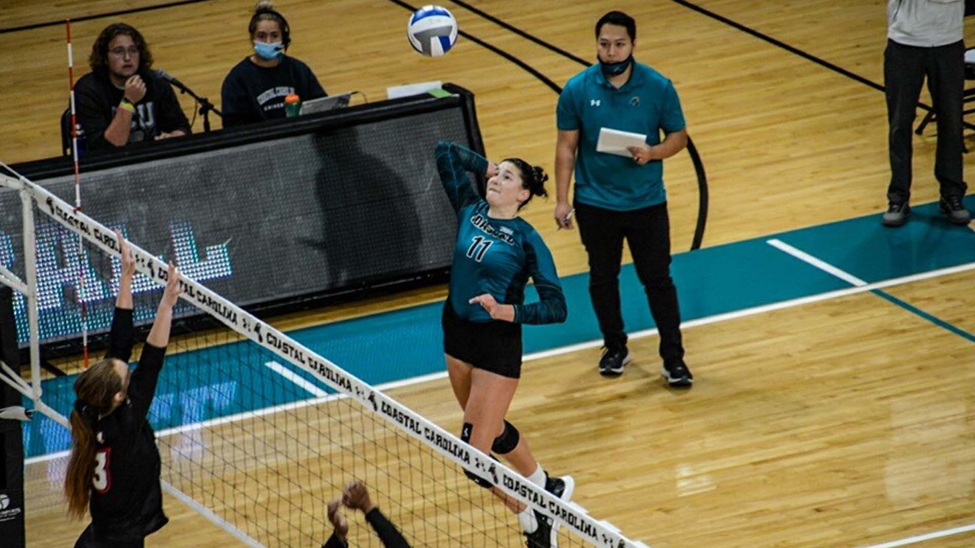 Cheyenne Jones Women's Volleyball Coastal Carolina University Athletics