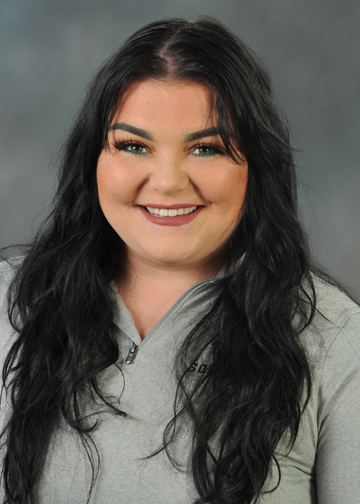 Shae Schreckengost 2023 headshot
