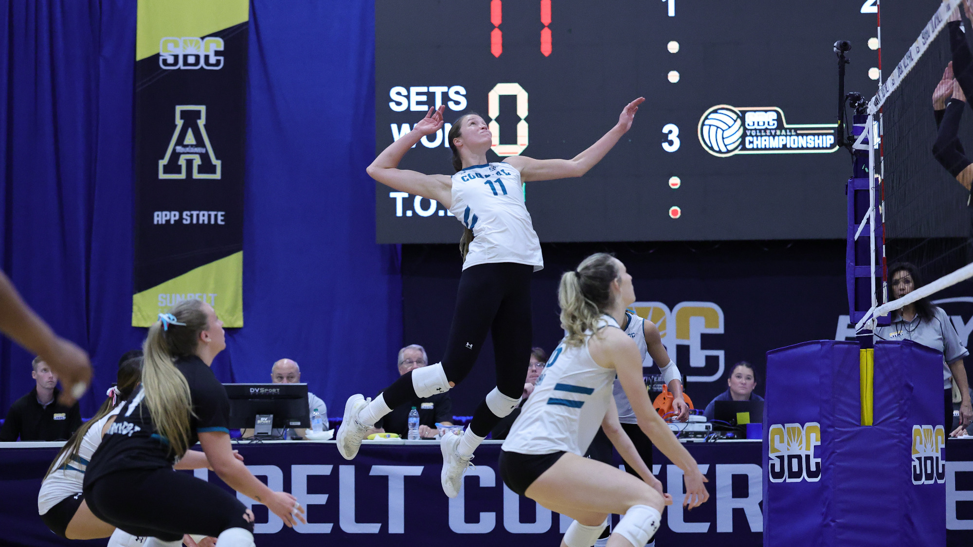 Emma Van Elslande Emily Fowler Bailee Earnhardt