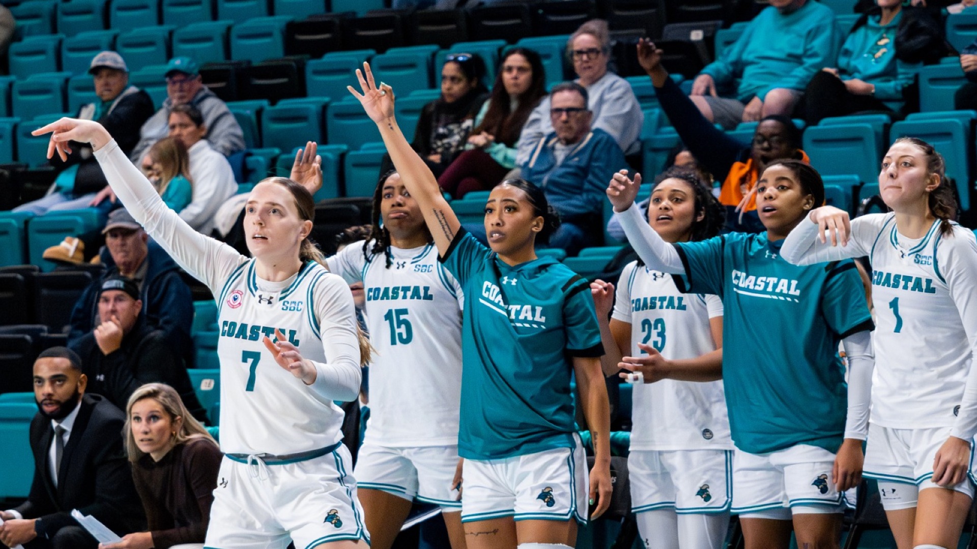 Paige Bradley three vs. UNCG