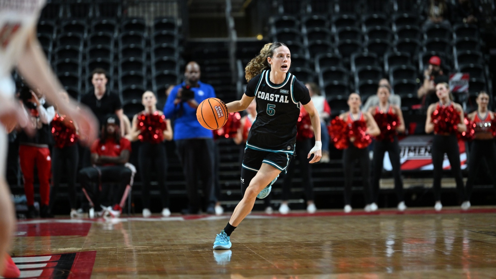 Kristin Williams vs. ULL