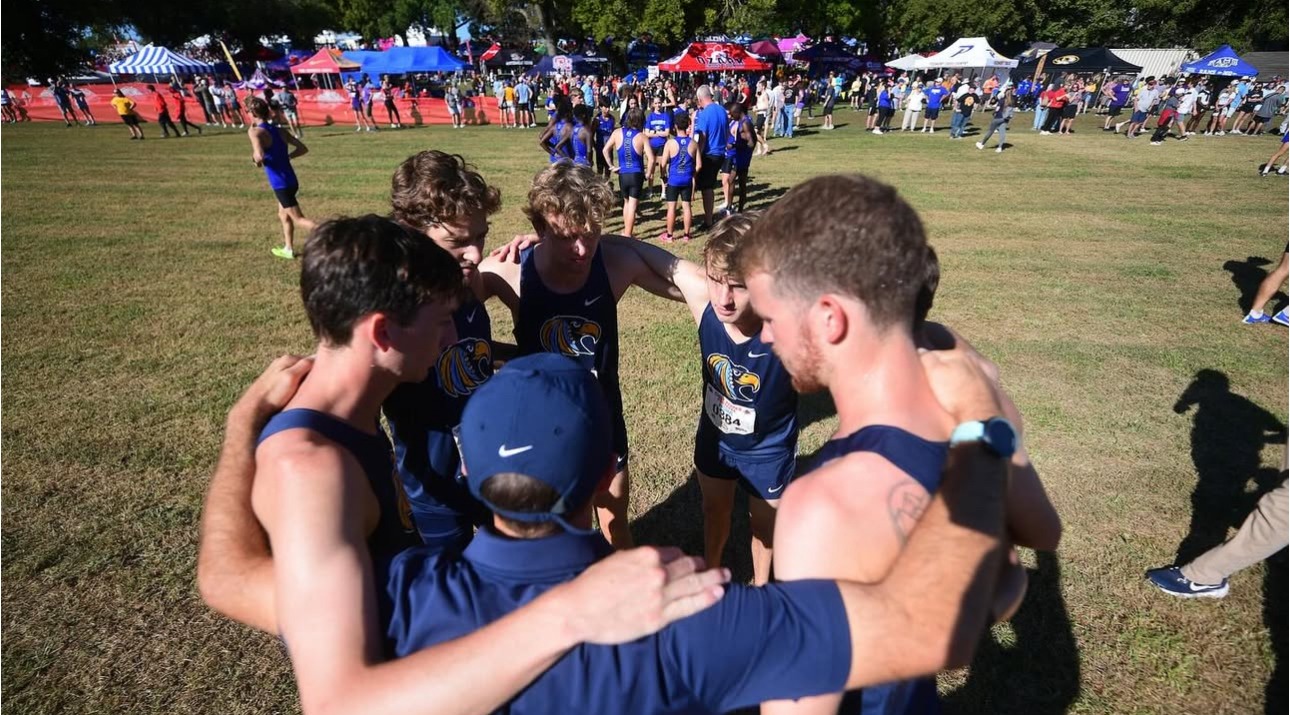 XC Men's Team 