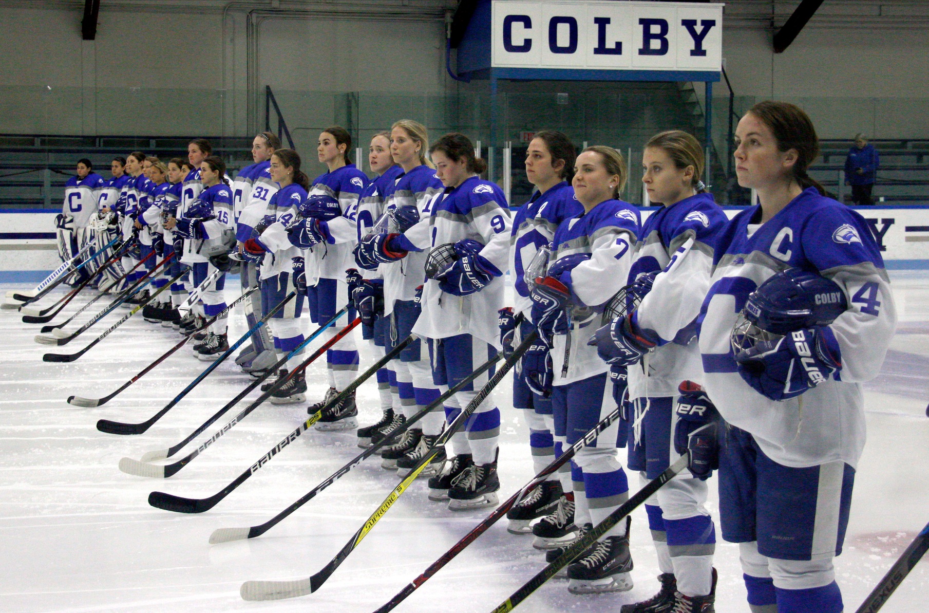 Women's Ice Hockey honors seven on Senior Day Colby College