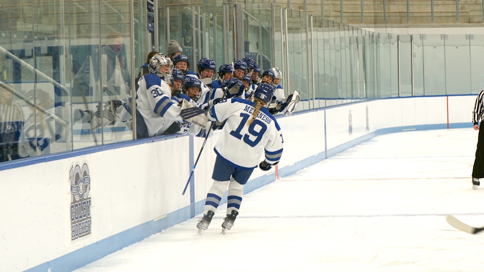 Women's Ice Hockey Falls to Hamilton in Overtime Colby College