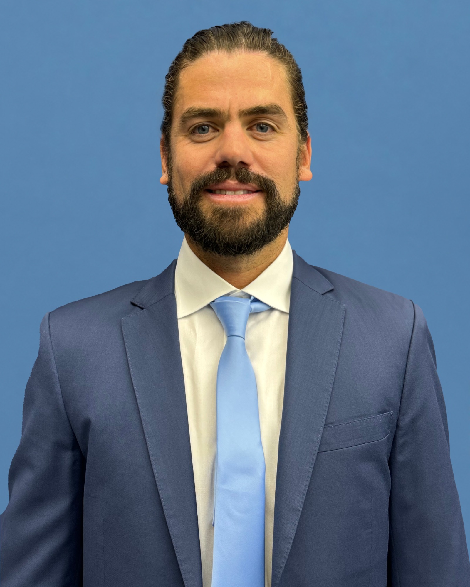Ismael Merino Headshot