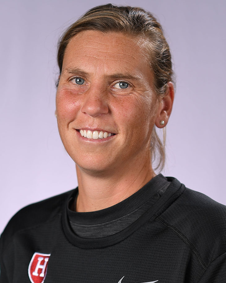 Devon Wills Headshot