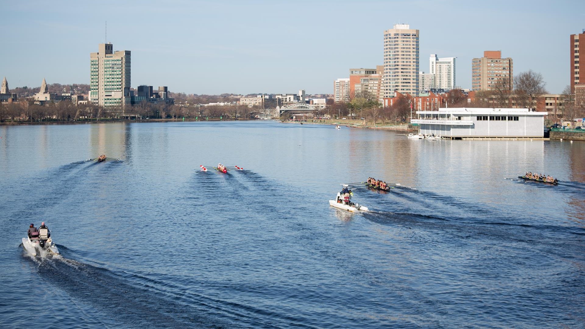Radcliffe Lightweight Rowing Prepares for Knecht Cup Regatta Harvard