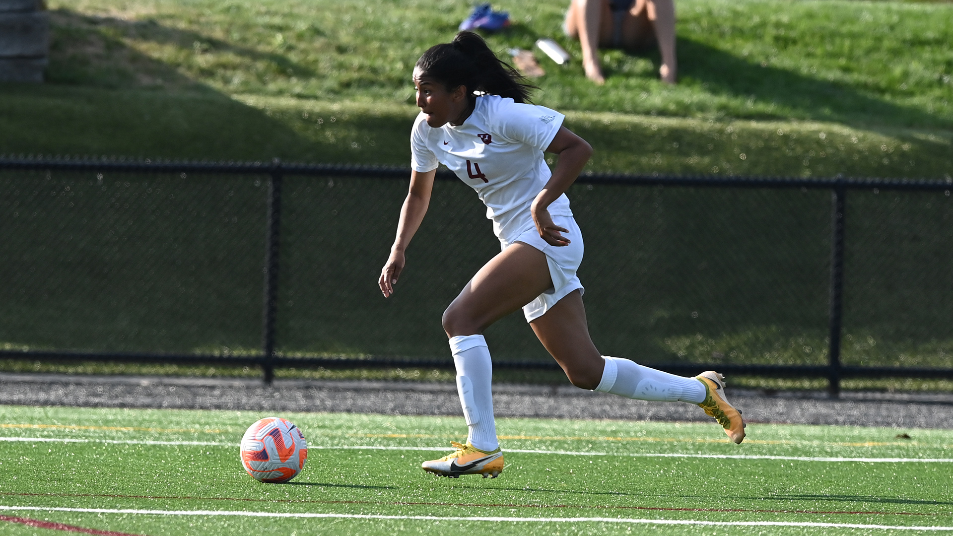 Women's Soccer Takes Down UNCG, 40 Harvard University