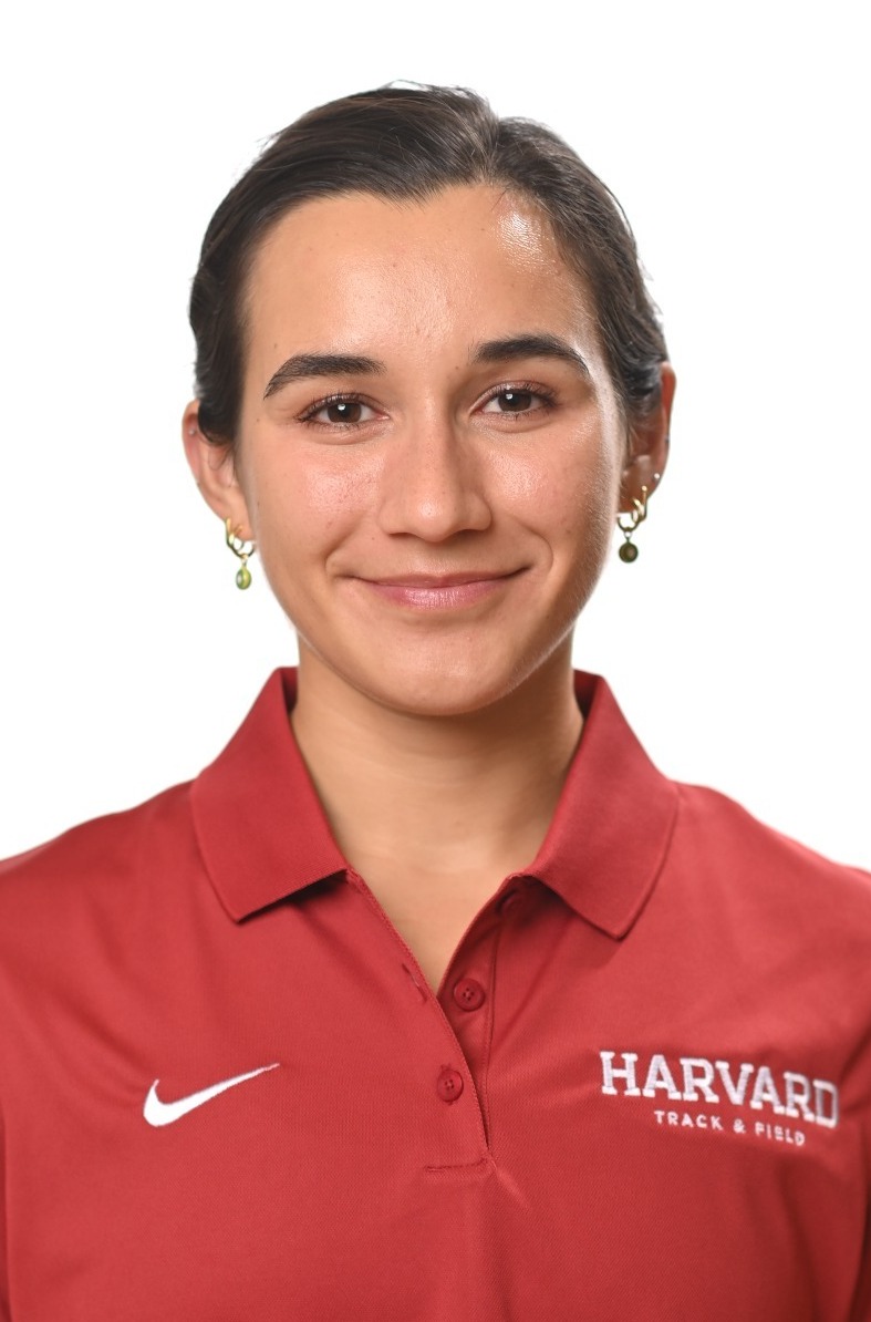 Michelle Roca Headshot