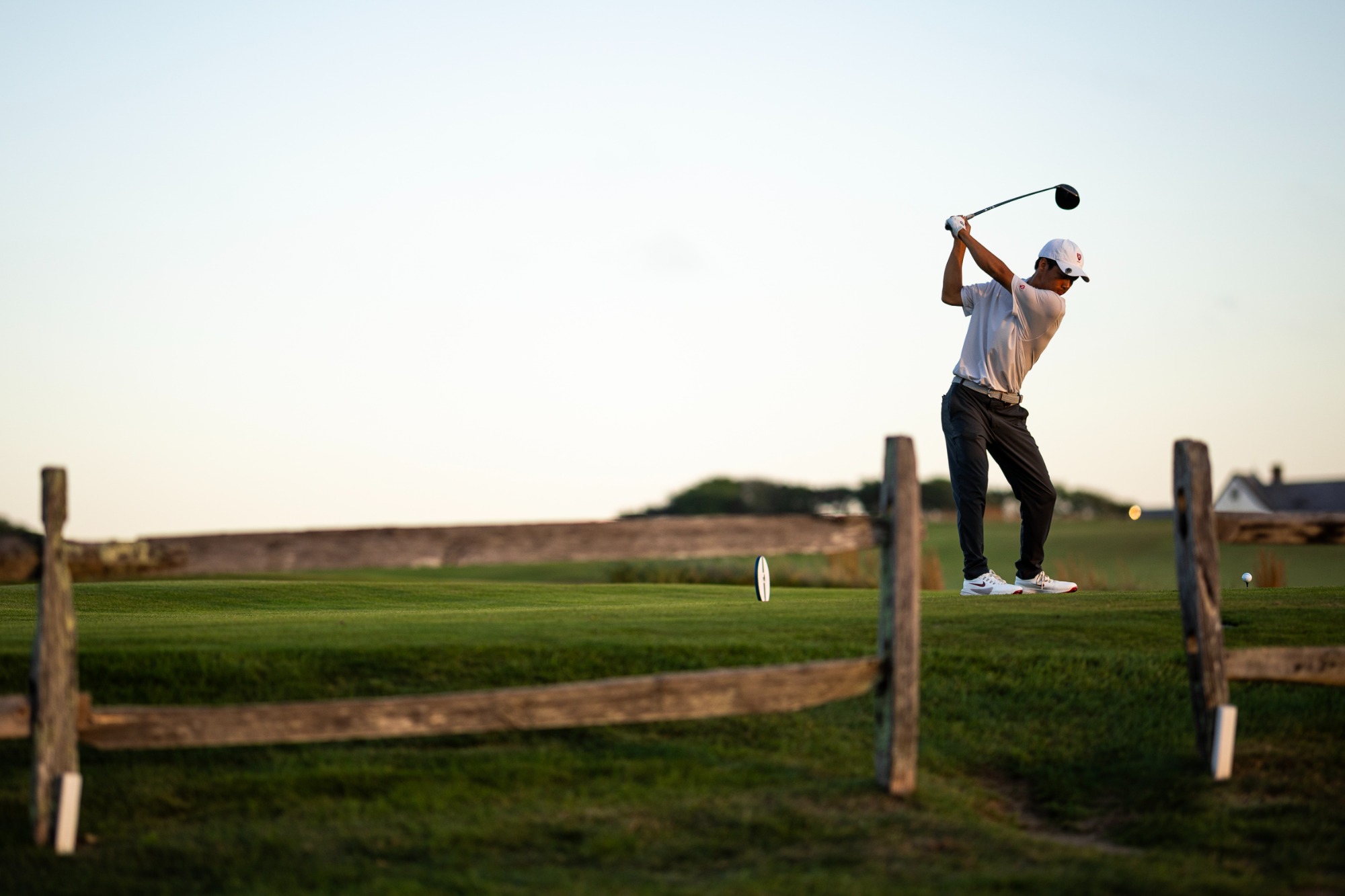Barry Zhang Teeing off 