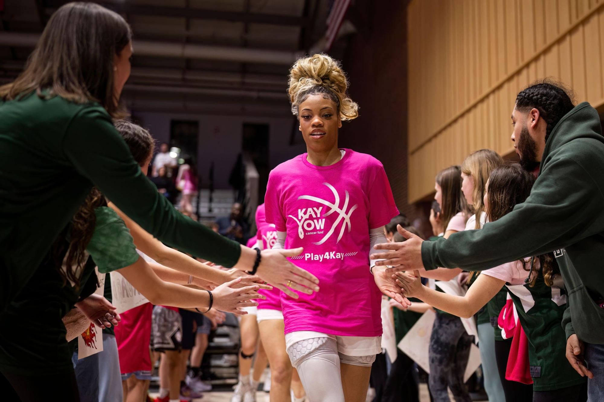 Women's Basketball Fan Tunnel Experience