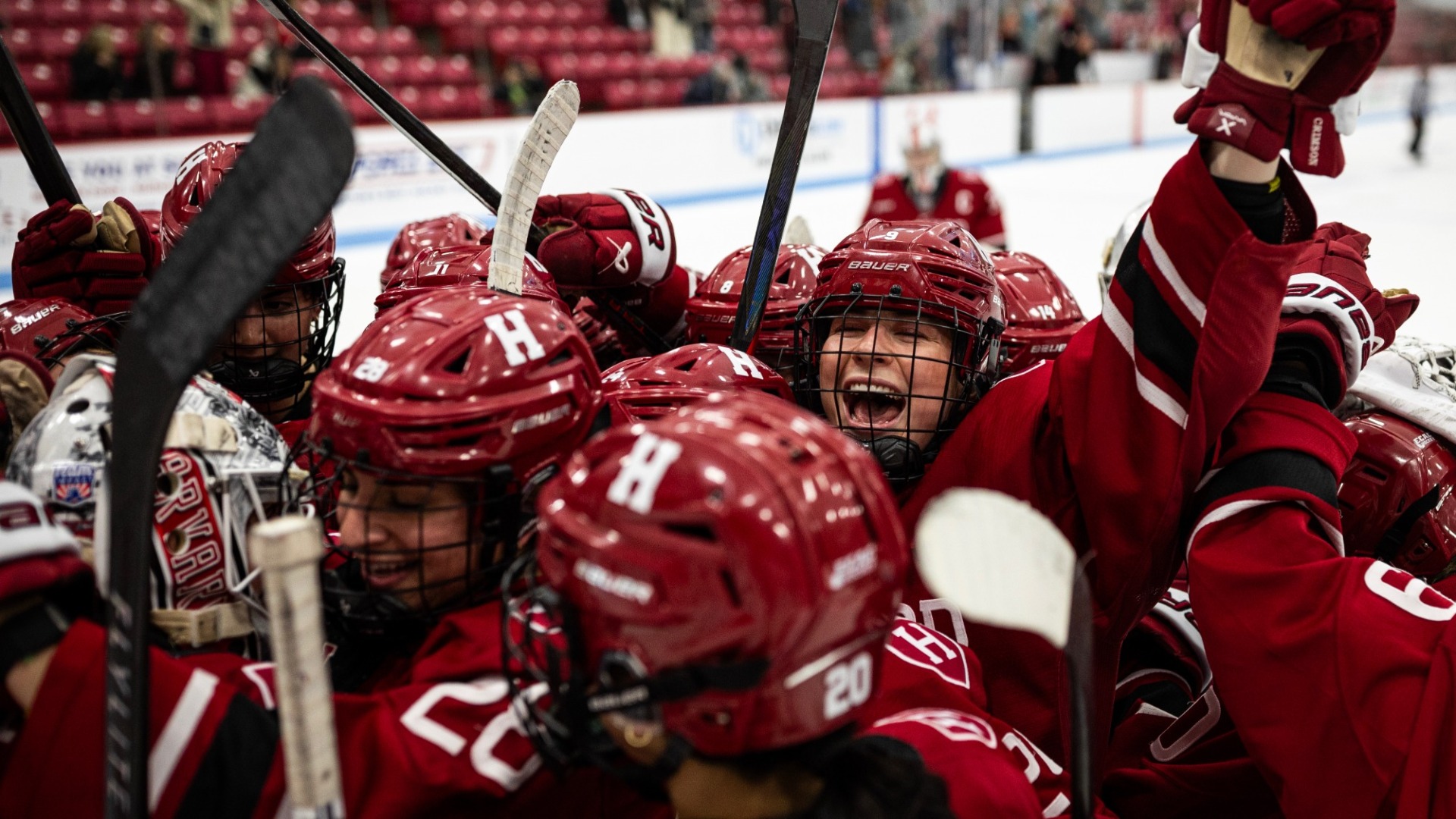 Harvard Celebrates its Beanpot Semfinals win over Boston College
